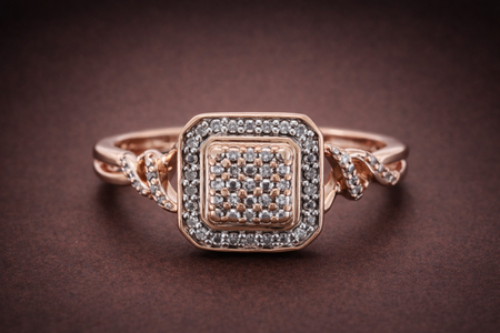 10K Rose Gold Diamond Cluster Ring with Side Accents – Romantic Blush Gold (Size 7.25)