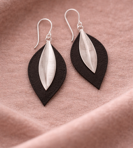 Pre-owned Silpada LAYERED LEAF Earrings