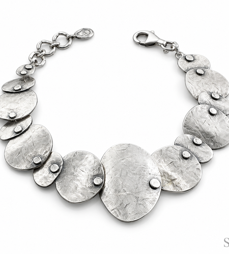 Pre-Owned Silpada Badge of Beauty Sterling Silver Bracelet - Retired Design