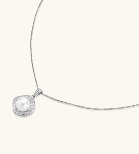 Simply Savvy Halo Pearl Statement Necklace