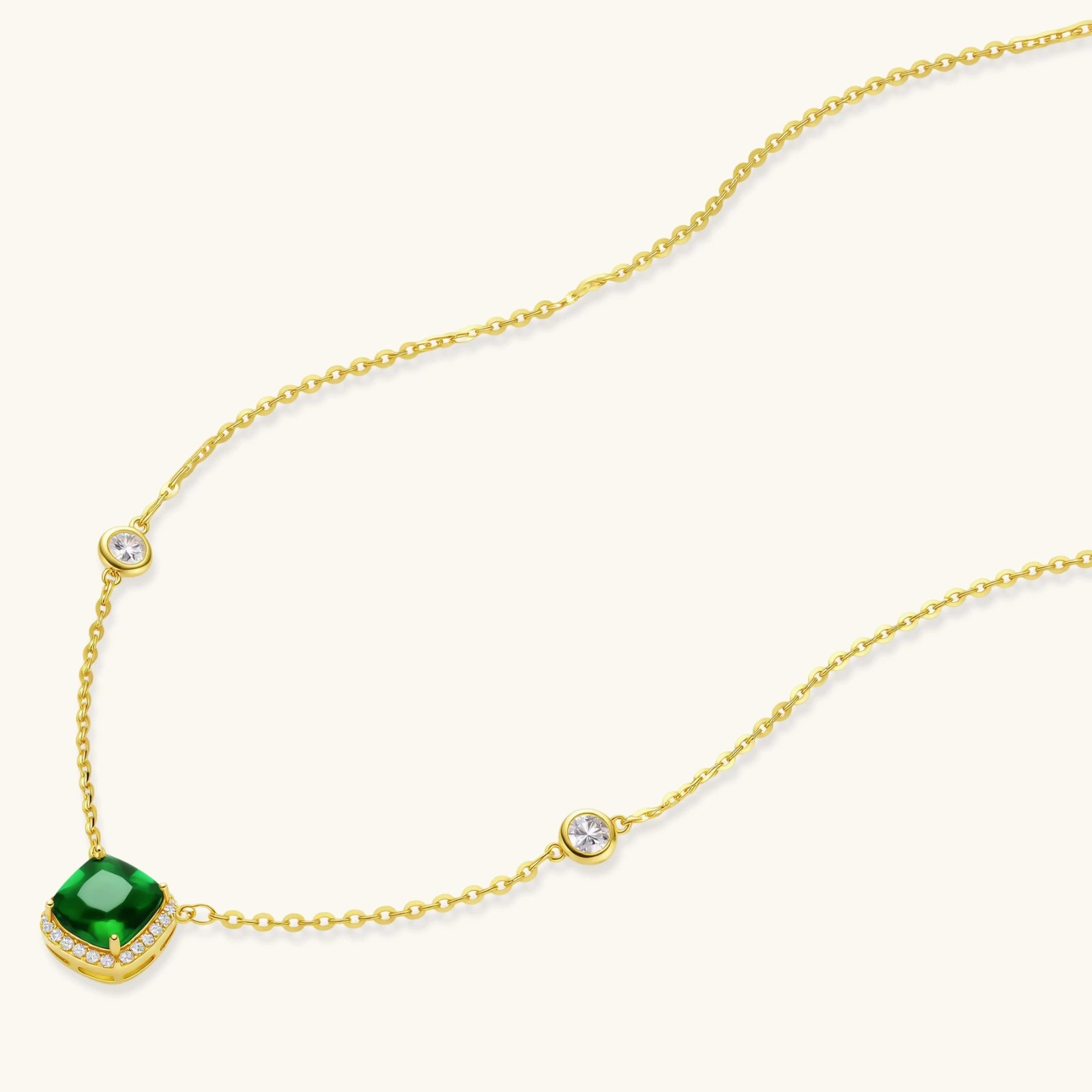 Simply Savvy Emerald Dreams Necklace