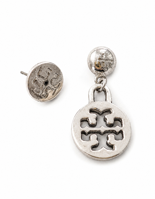 Load image into Gallery viewer, Pre-Owned Tory Burch Silver Tone Logo Medallion Drop Earrings
