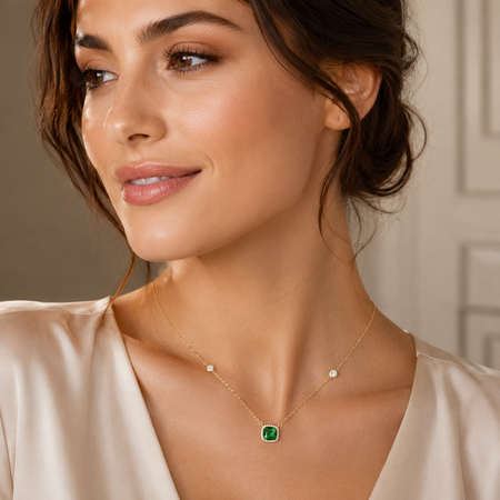 Simply Savvy Emerald Dreams Necklace