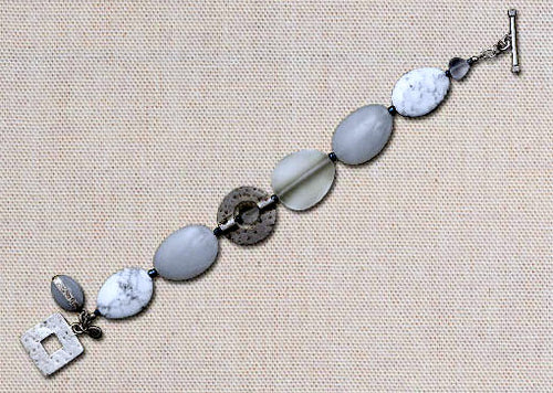 Load image into Gallery viewer, Pre-Owned Silpada White Howlite Sterling Silver Bracelet - Retired Design
