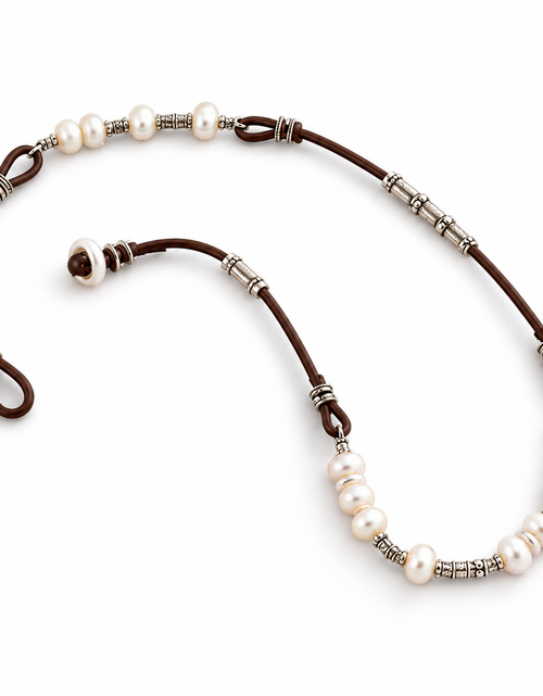Load image into Gallery viewer, Pre-Owned Silpada Leather &amp; Silver Necklace - Retired Design
