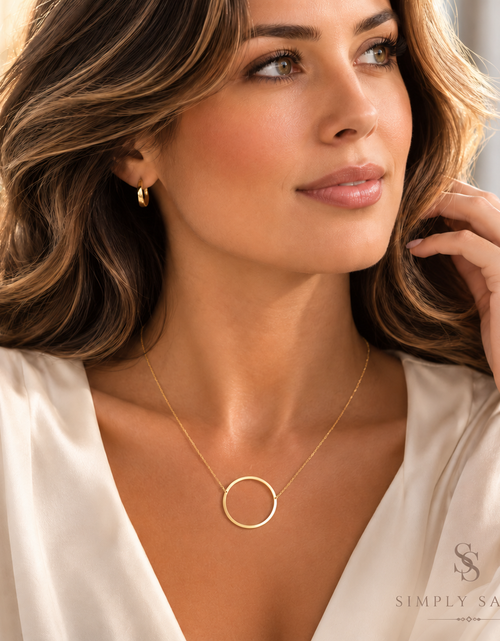 Load image into Gallery viewer, 14K Yellow Gold Large Open Circle Necklace – 18 Inch

