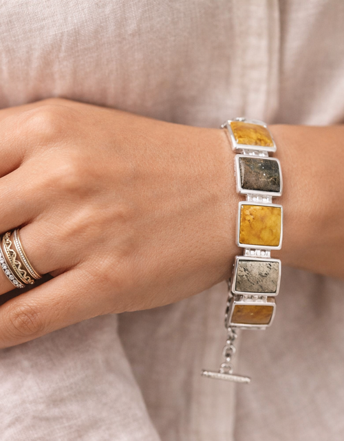 Load image into Gallery viewer, Pre-Owned Silpada Brown Tone Bracelet - Retired Design
