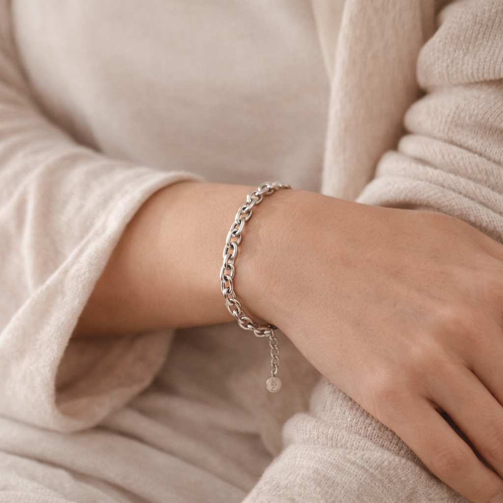 Pre-Owned Pre-Owned Silpada Sterling Silver Thick Links Bracelet – Signed Retired Design