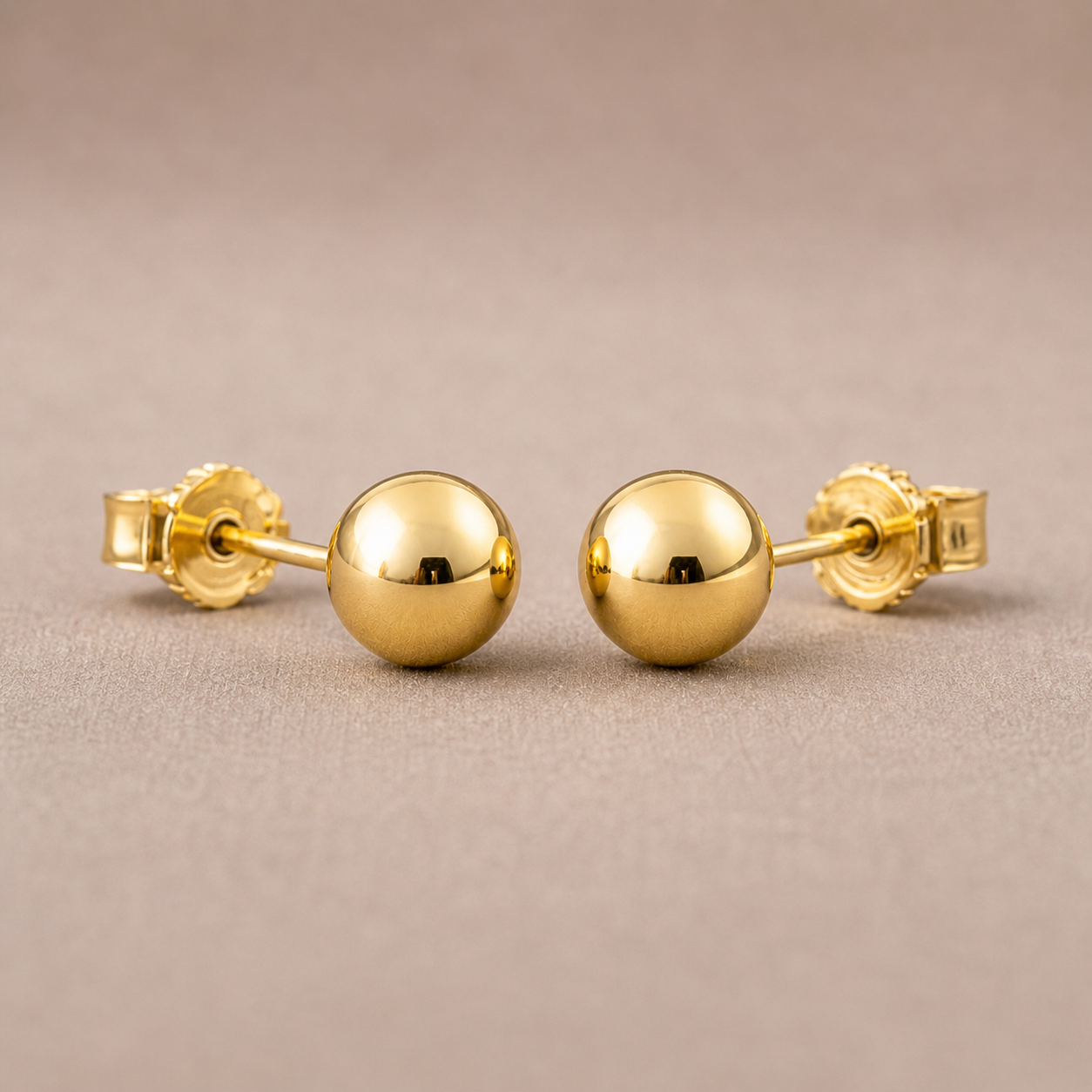 Golden Core Studs - 14K Yellow Gold 7.5mm Ball Stud Earrings – High Polish Classic