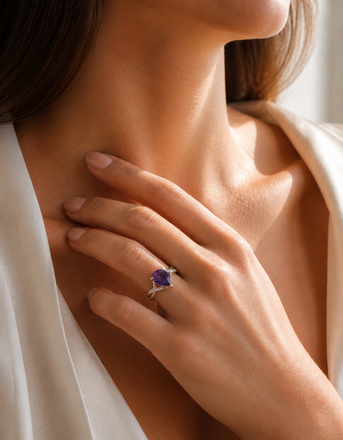 Load image into Gallery viewer, Violet Grace Amethyst Ring - .925 Sterling Silver Oval Amethyst – Size 7|Classic Solitaire
