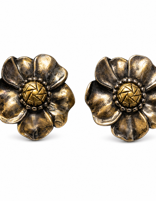 Load image into Gallery viewer, Simply Savvy “Golden Noir Bloom” Ann King Sterling Silver &amp; 18K Gold Flower Earrings
