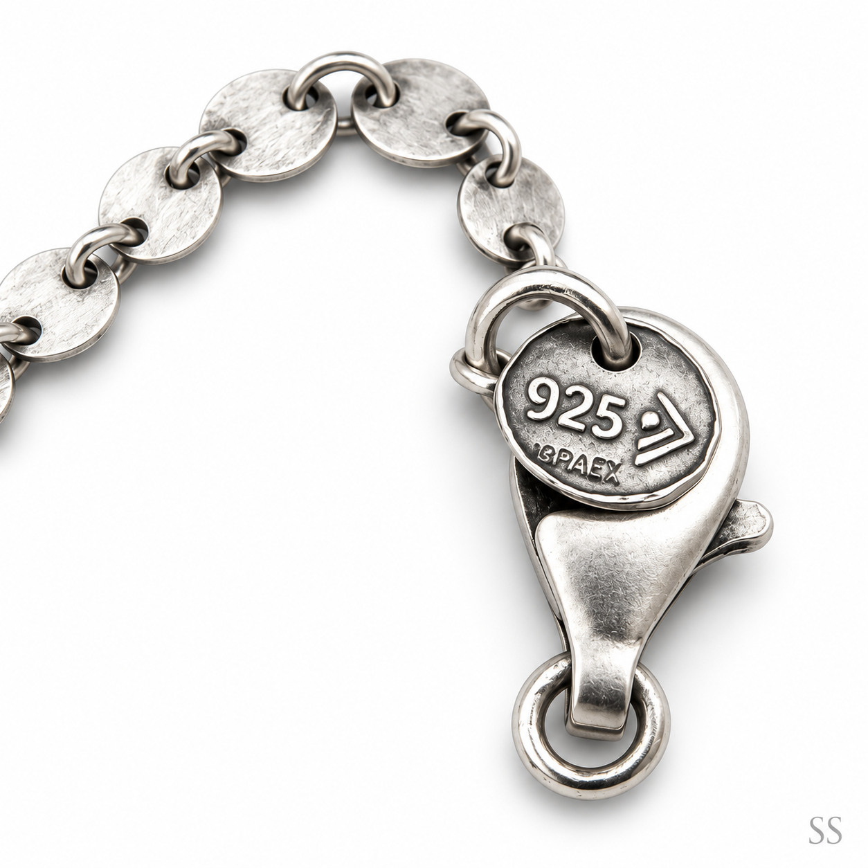 Pre-Owned Silpada Sterling Silver Oxidized Mini Interlocking Disk Necklace - Retired Design