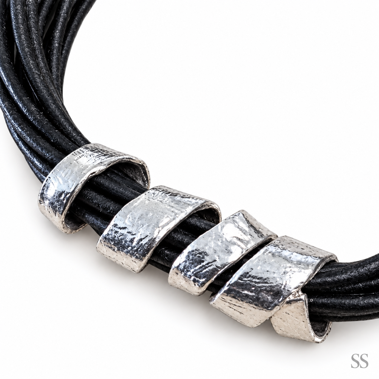 Pre-Owned Silpada City Slicker Bracelet - Retired Design