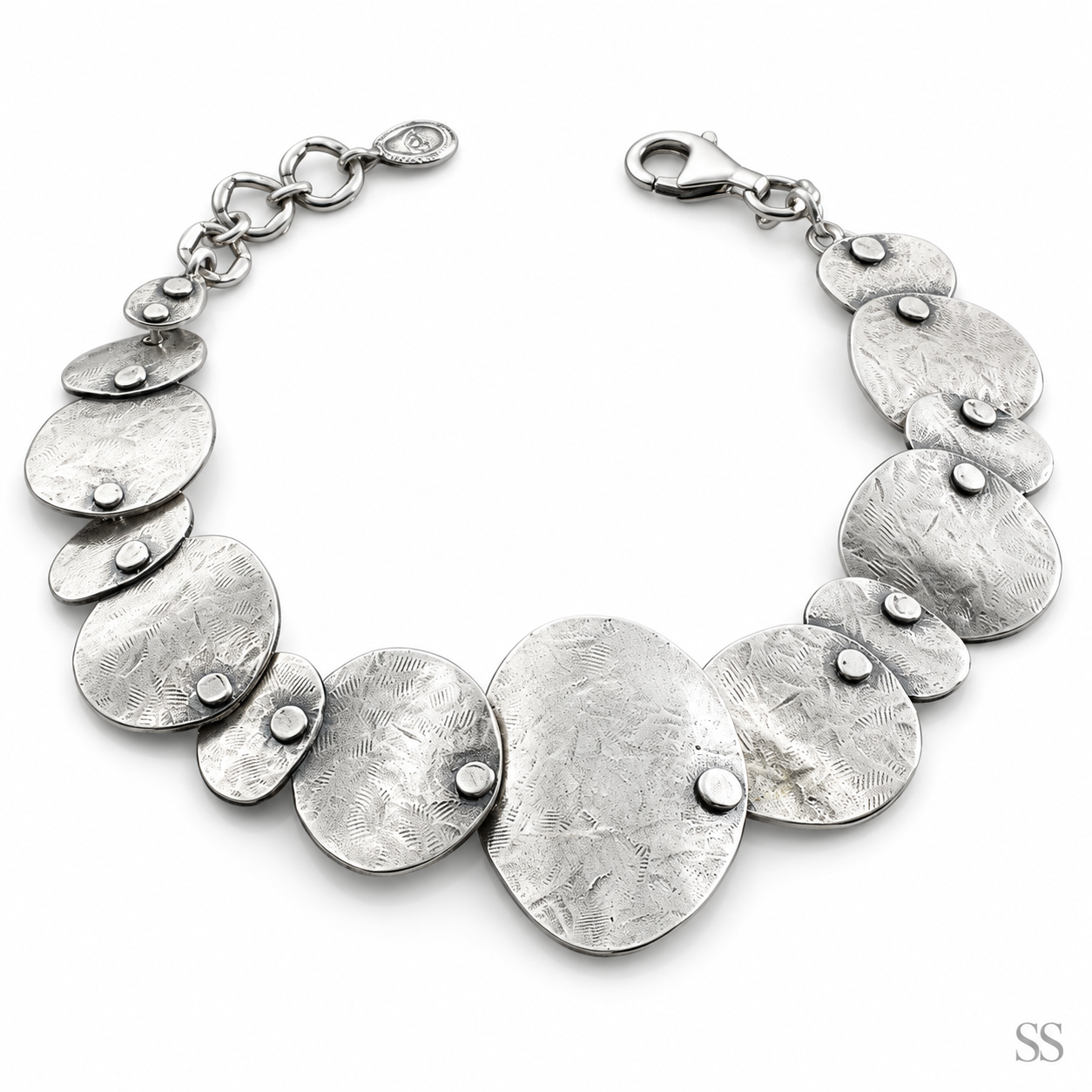 Pre-Owned Silpada Badge of Beauty Sterling Silver Bracelet - Retired Design