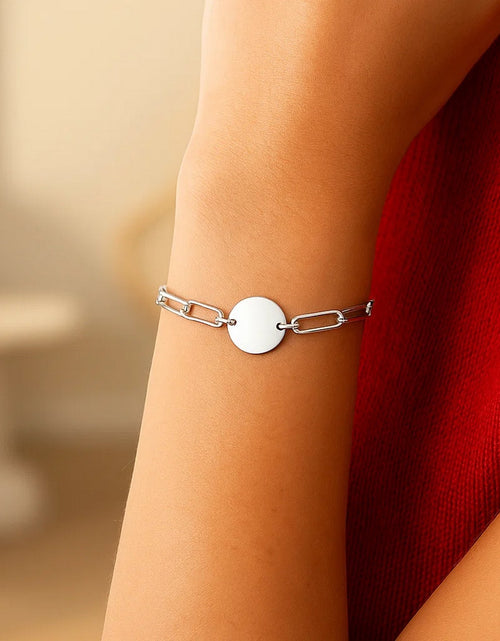 Load image into Gallery viewer, Sterling Silver Engravable Disc Paperclip Bracelet
