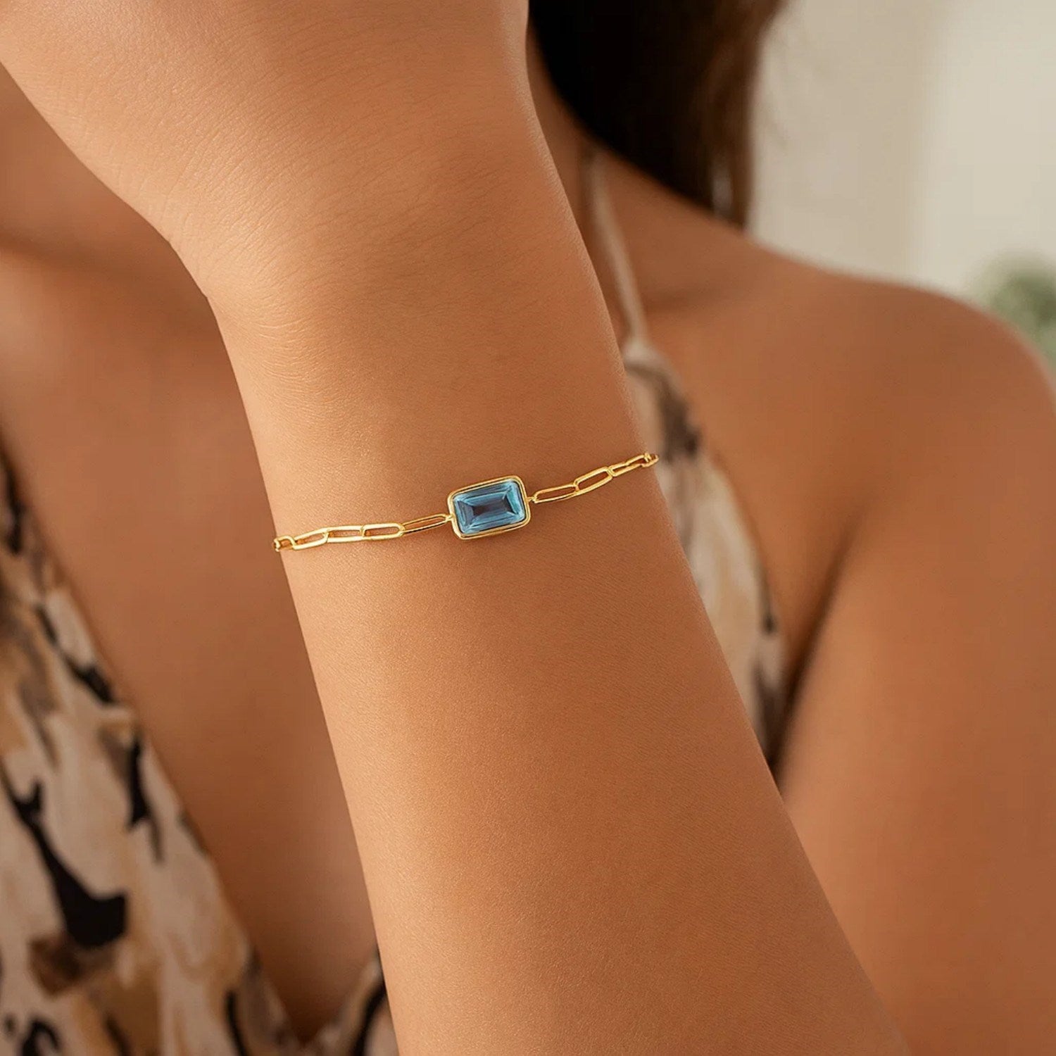 14K Yellow Gold Blue Topaz Paperclip Bracelet, 7"