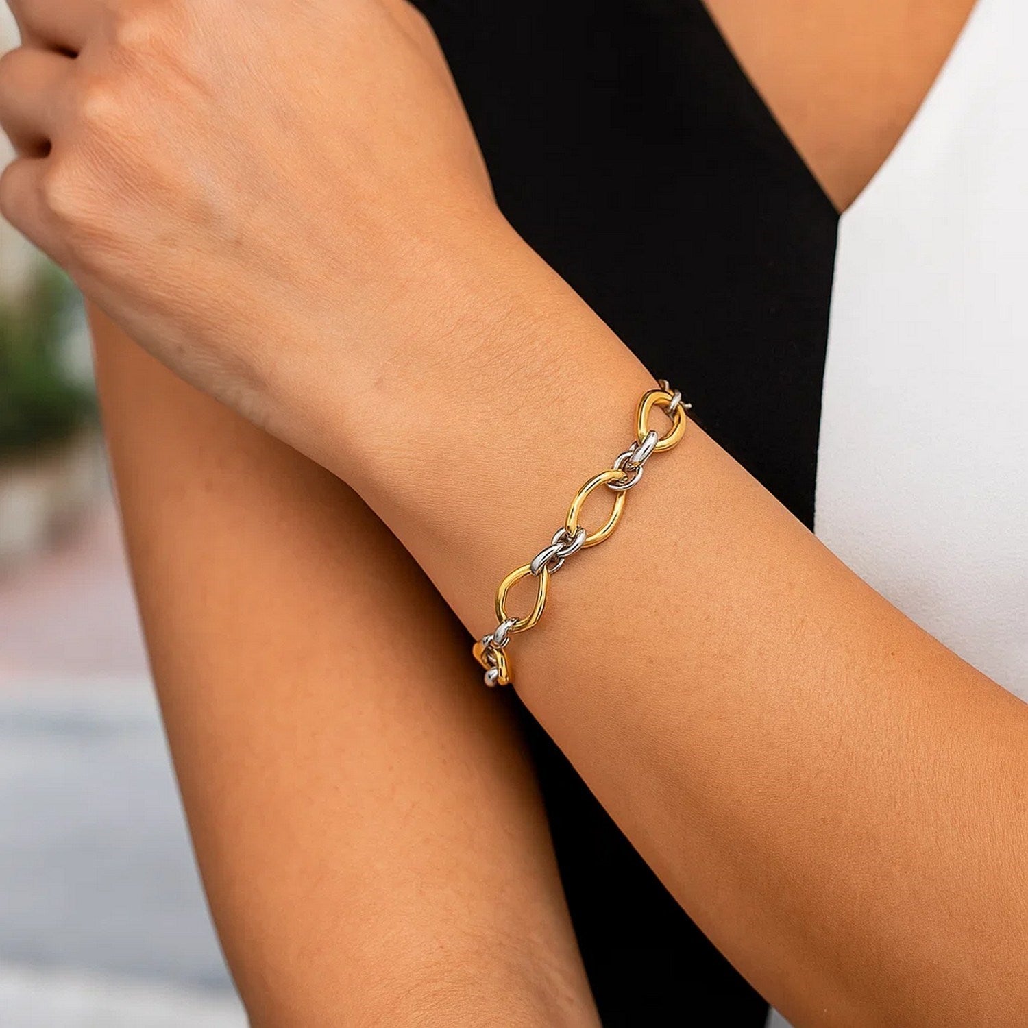 14K Two Tone Gold Twisted Oval Link Bracelet, 7.75"