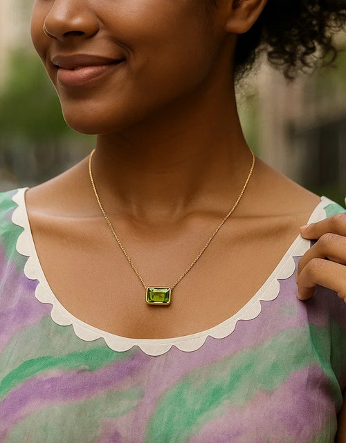 Load image into Gallery viewer, 14K Yellow Gold Emerald-Cut Peridot Necklace 18 Inch
