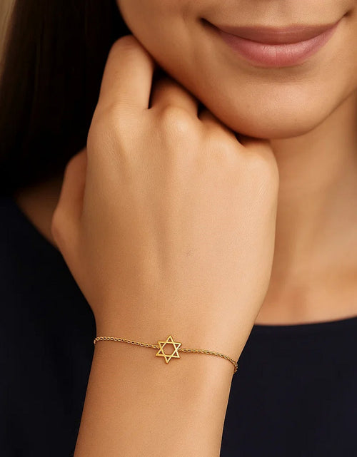 Load image into Gallery viewer, 14k Yellow Gold Star of David Bracelet
