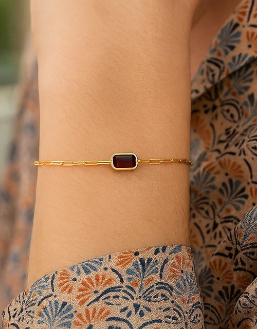 Load image into Gallery viewer, 14k Yellow Gold Garnet Paperclip Bracelet – 7 Inches
