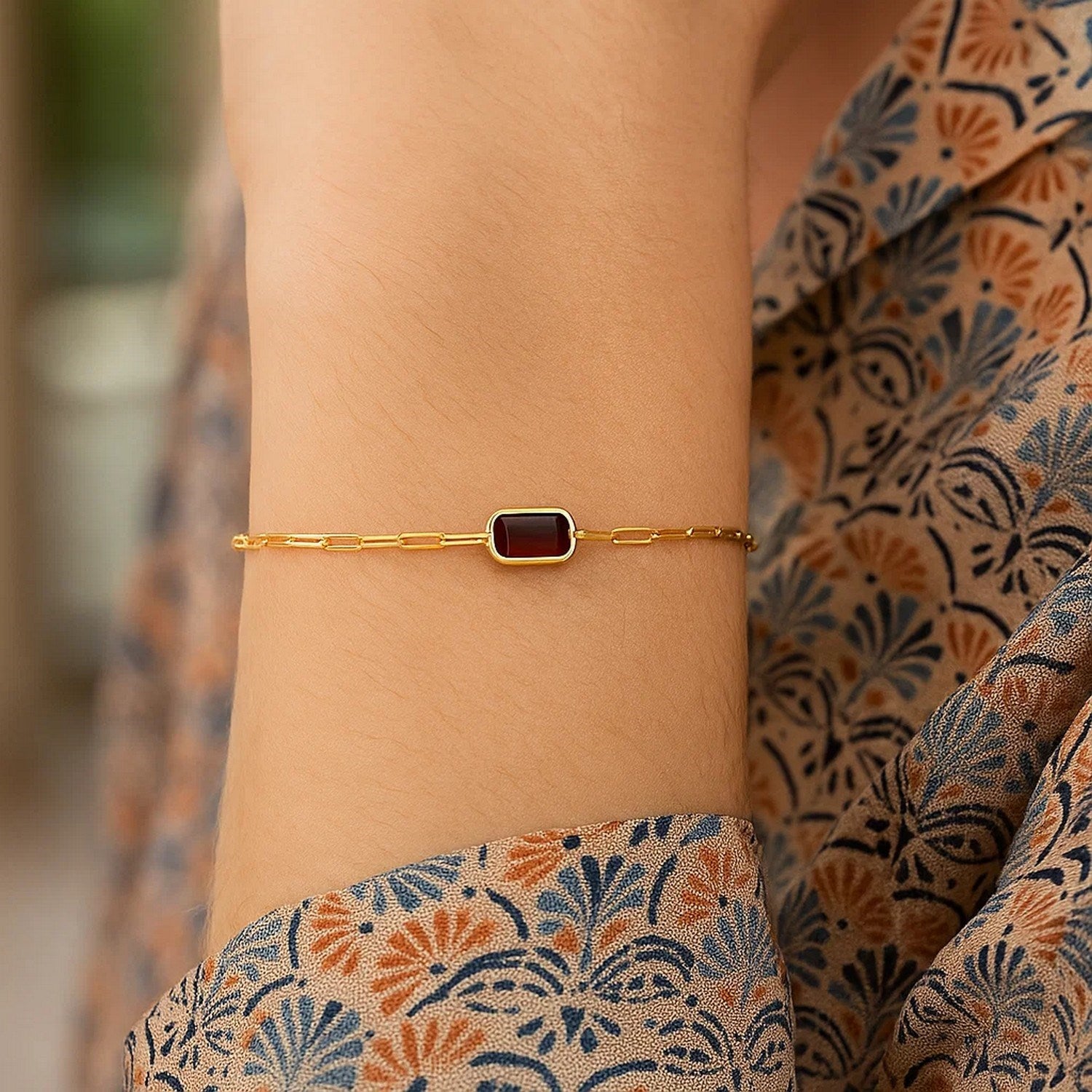 14k Yellow Gold Garnet Paperclip Bracelet – 7 Inches