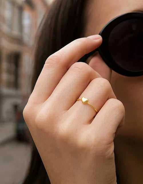 Load image into Gallery viewer, 14k Yellow Gold Ring with Puffed Heart(1.40 mm)
