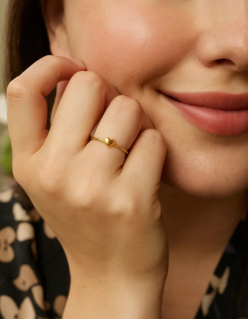 Load image into Gallery viewer, 14k Yellow Gold Ring with Puffed Heart(1.40 mm)
