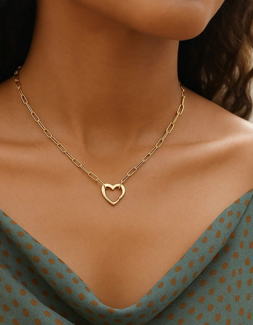Load image into Gallery viewer, 14K Yellow Gold Heart Paperclip Necklace
