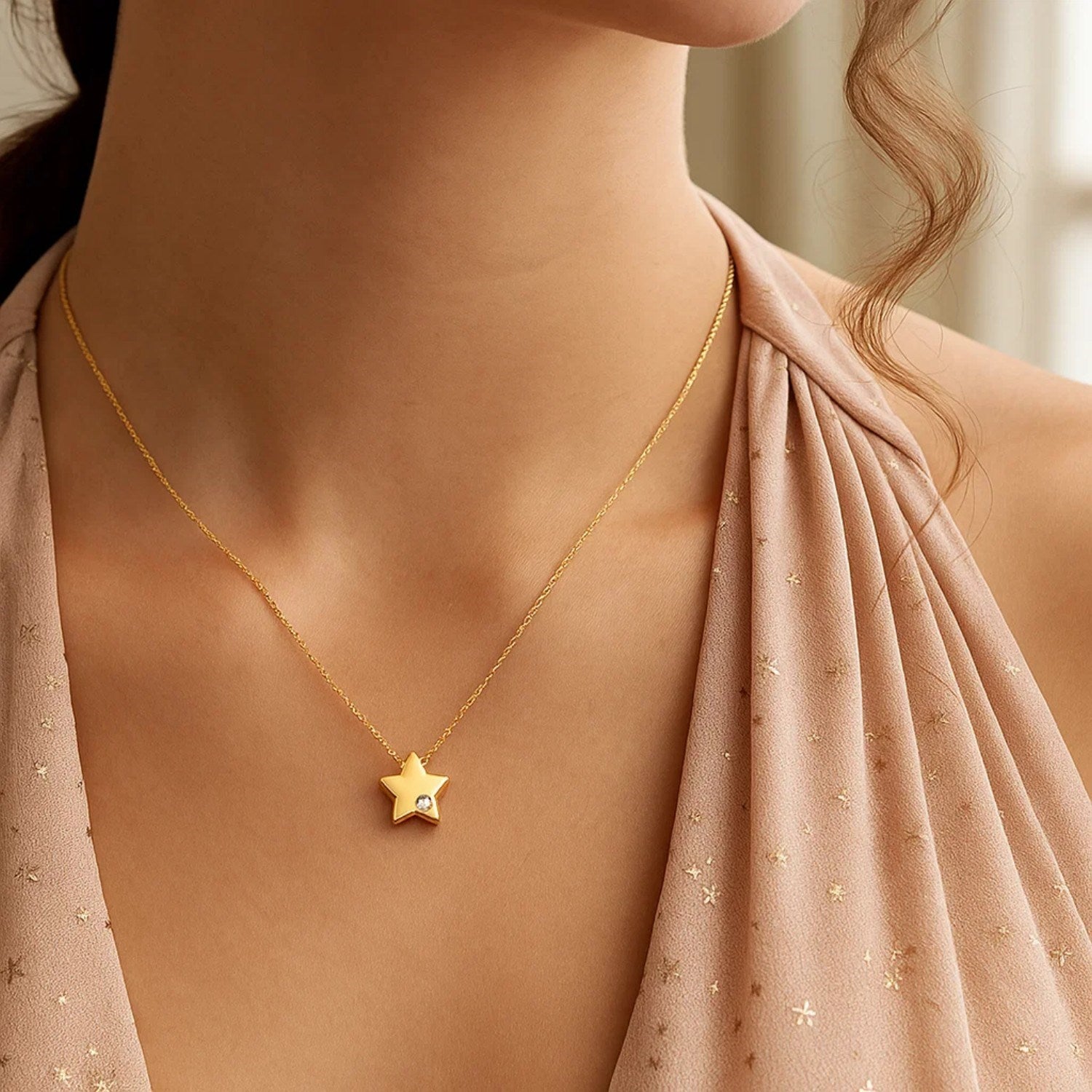 14K Yellow Gold Diamond Star Pendant Necklace 18 Inch