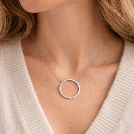 Pre-Owned Silpada Sterling Silver Circle Pendant Necklace N3087