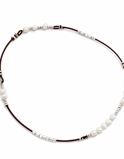 Load image into Gallery viewer, Pre-Owned Silpada Leather &amp; Silver Necklace - Retired Design
