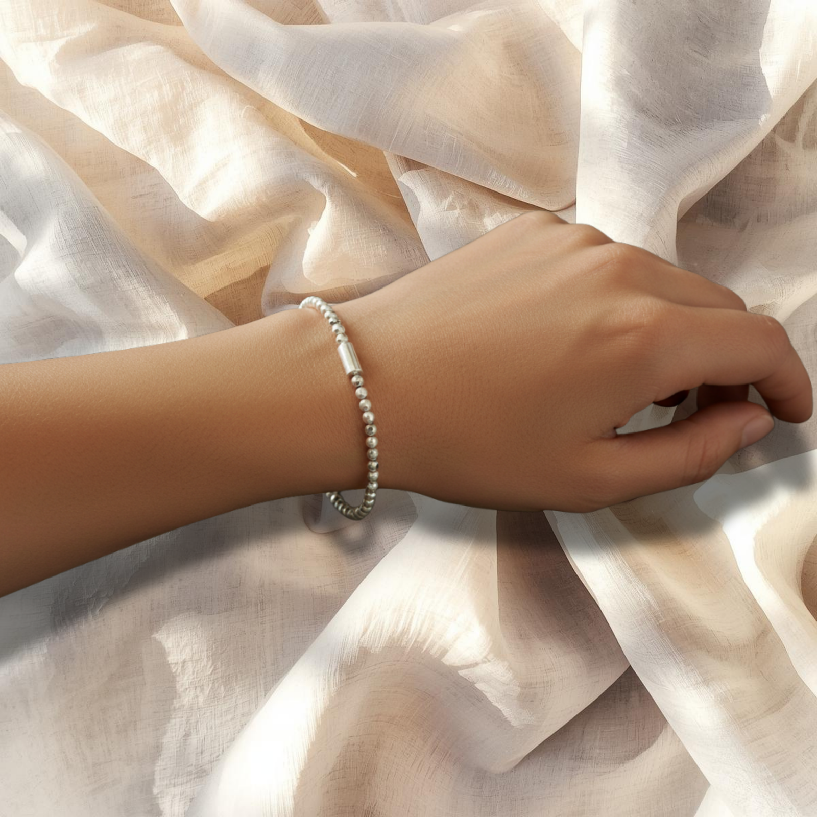 Pre-Owned Silpada Charlotte Stretch Sterling Silver Bracelet - Retired Design