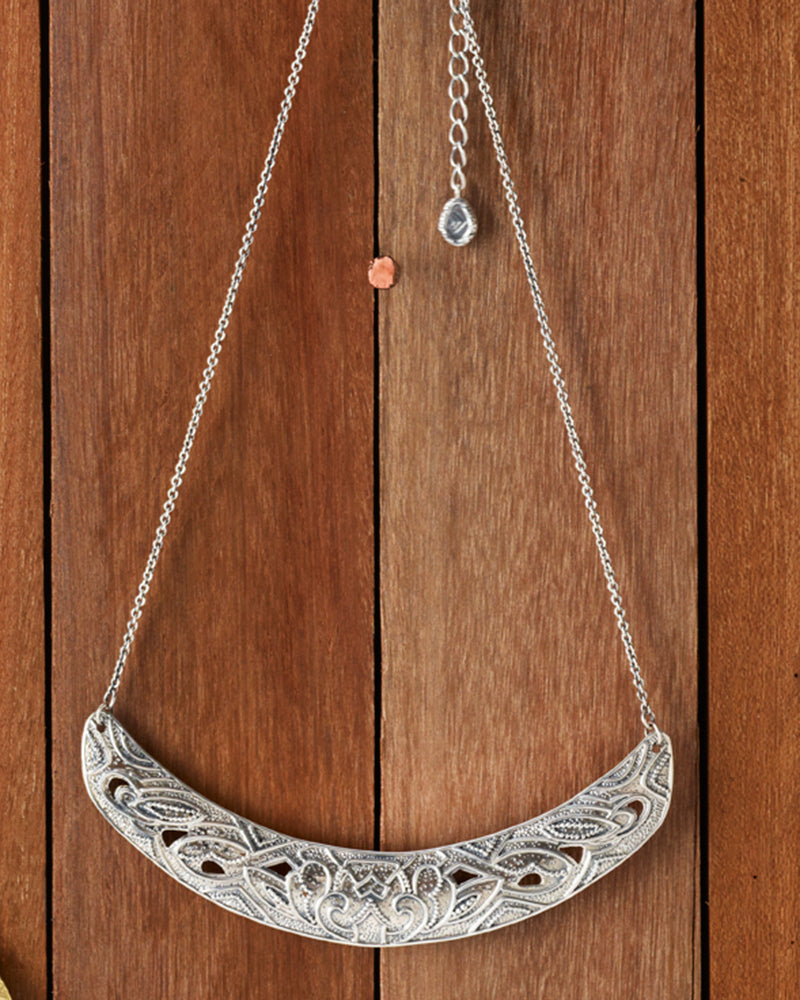Pre-Owned Silpada's "Ahead of the Curve Necklace" - Retired Design