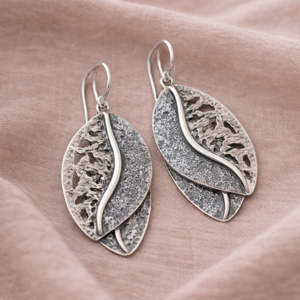Pre-Owned Silpada Sterling Silver Leaf Earrings