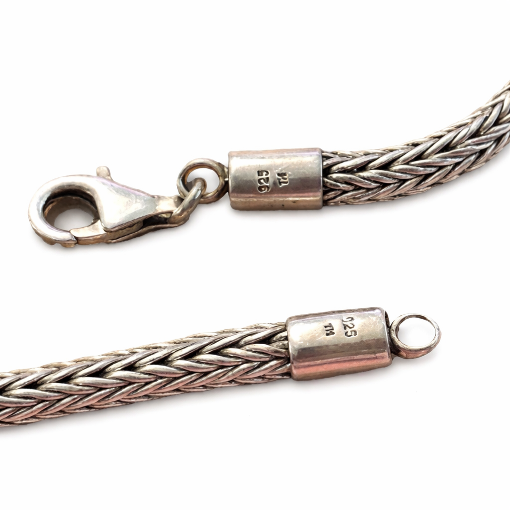 Pre-Owned Silpada Silver Omega Necklace - Retired Design