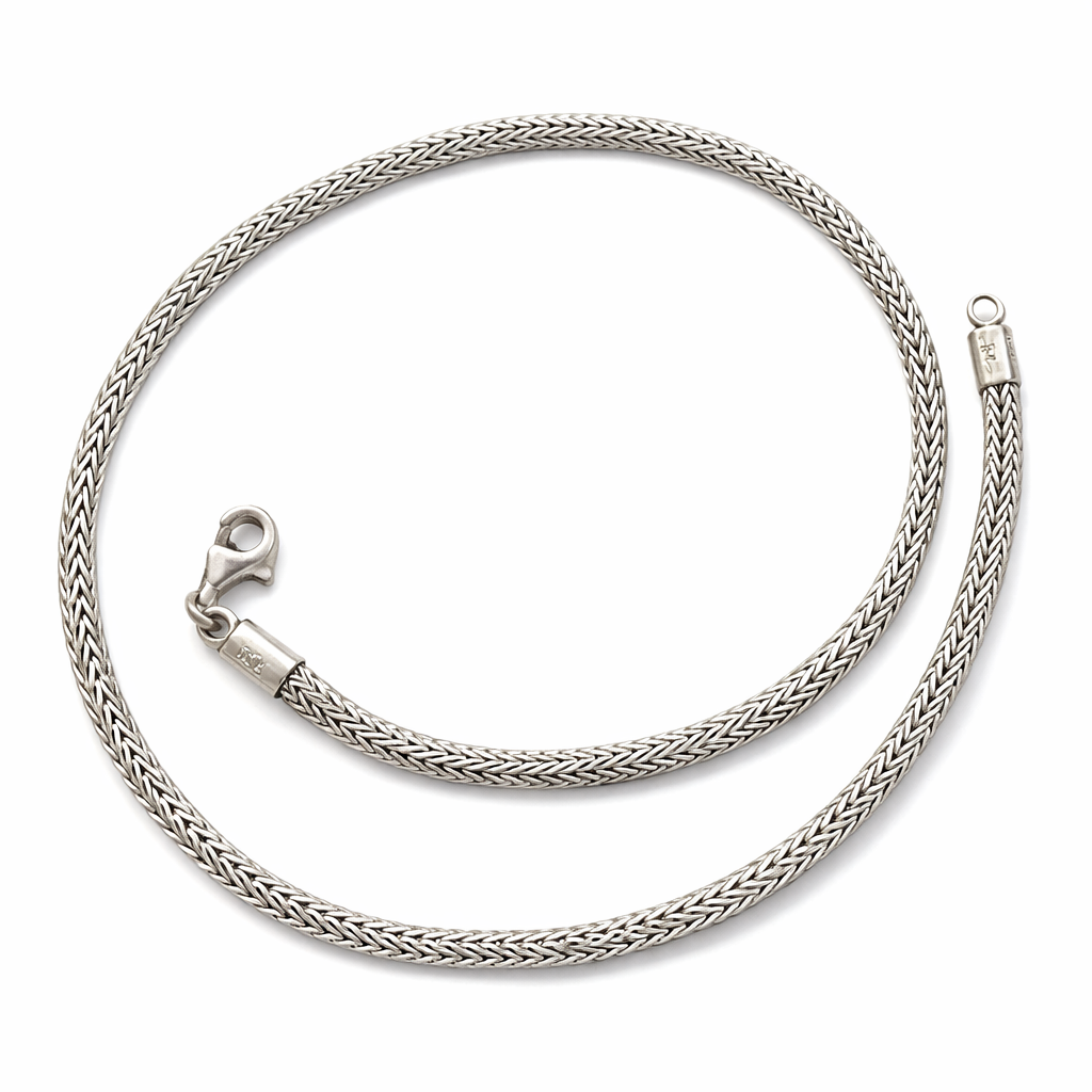 Pre-Owned Silpada Silver Omega Necklace - Retired Design