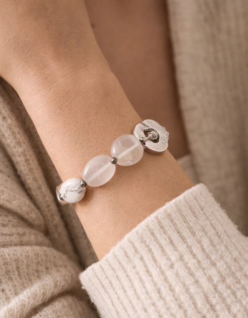 Load image into Gallery viewer, Pre-Owned Silpada White Howlite Sterling Silver Bracelet - Retired Design
