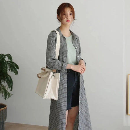 Spacious canvas tote bag with removable bottom compartment