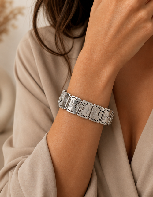 Load image into Gallery viewer, Brighton Crystal Fleur-de-Lis Filigree Panel Bracelet
