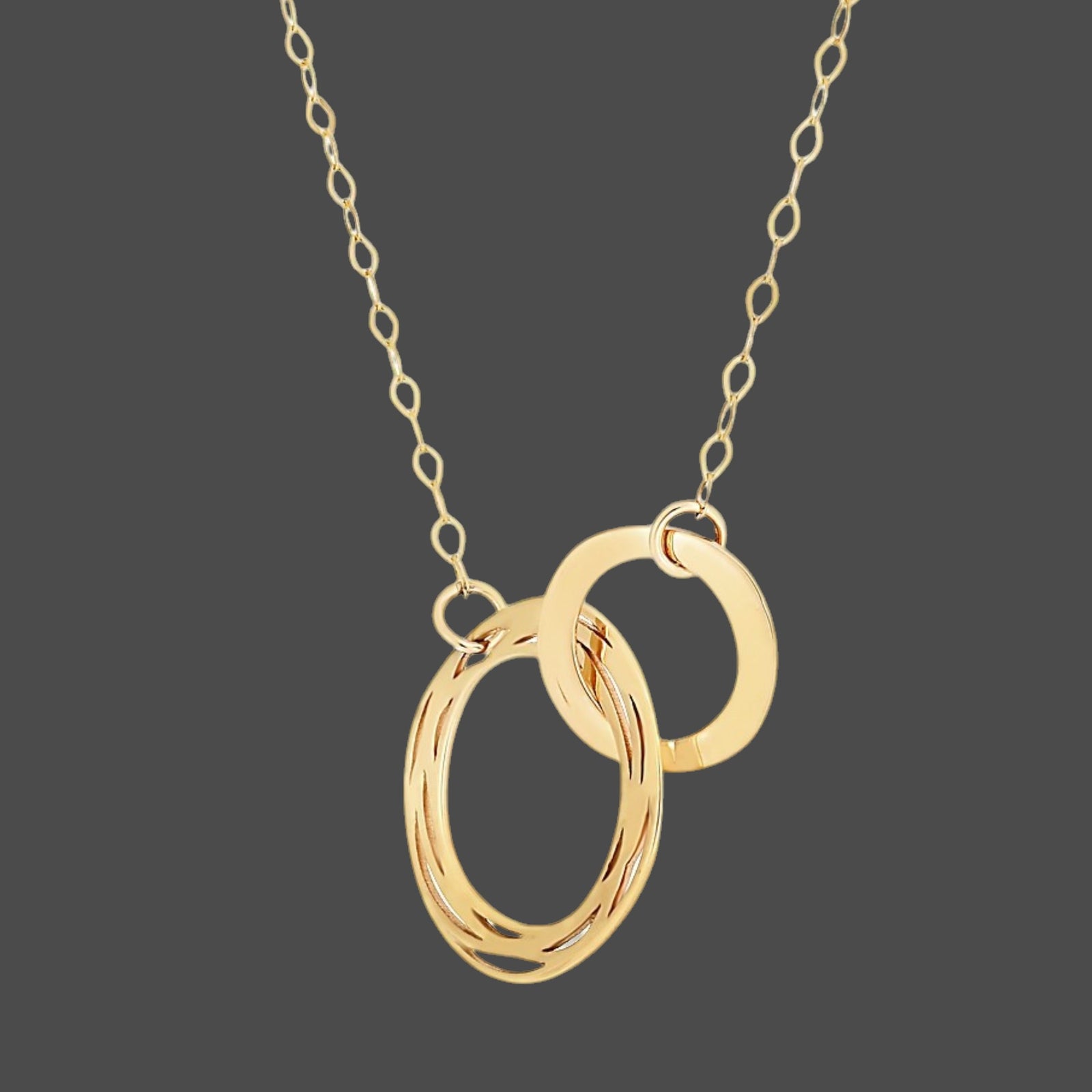 14K Yellow Gold Interlocking Double Circle Necklace